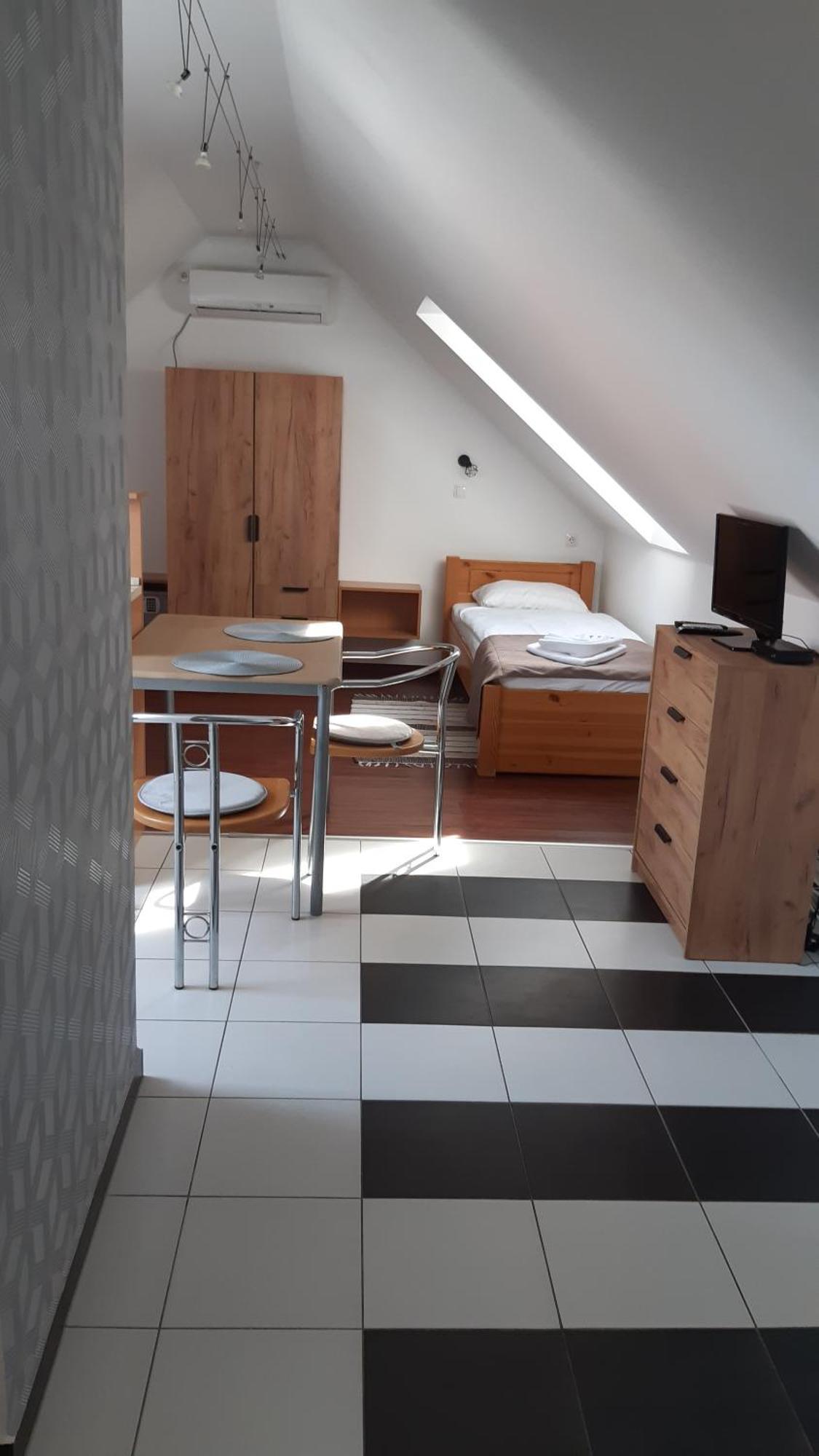 Mary Apartmanhaz Heviz Exterior photo