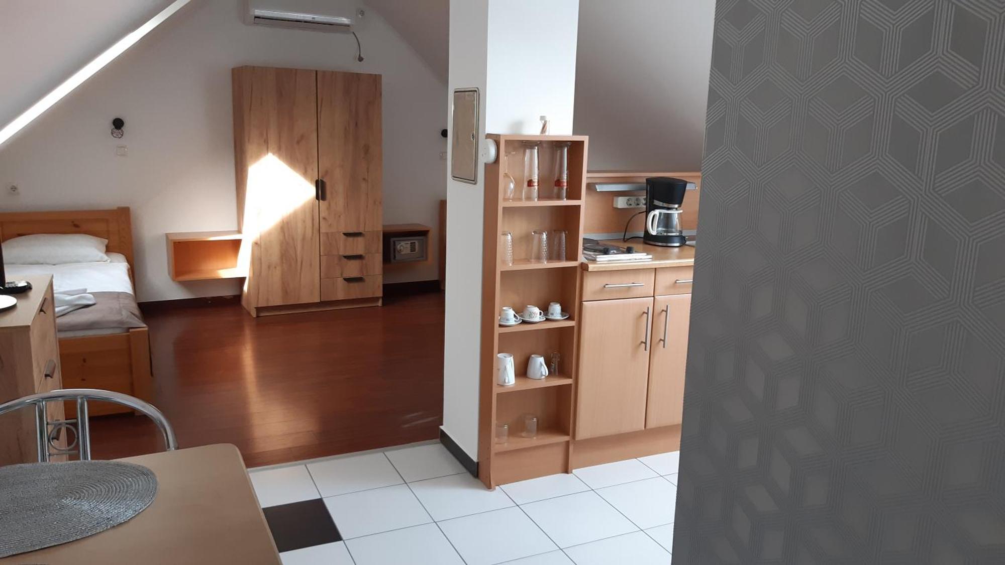 Mary Apartmanhaz Heviz Exterior photo