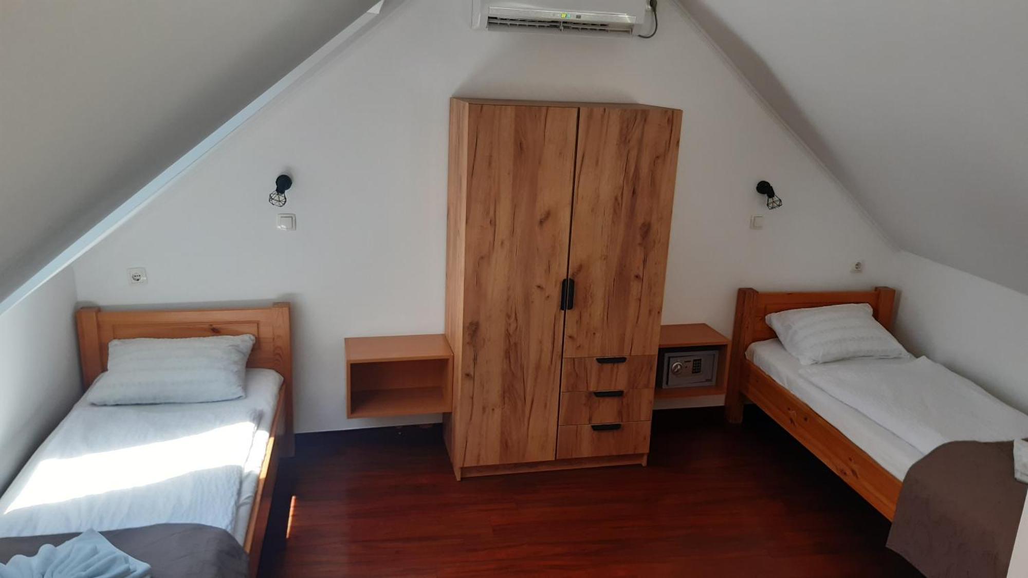 Mary Apartmanhaz Heviz Exterior photo