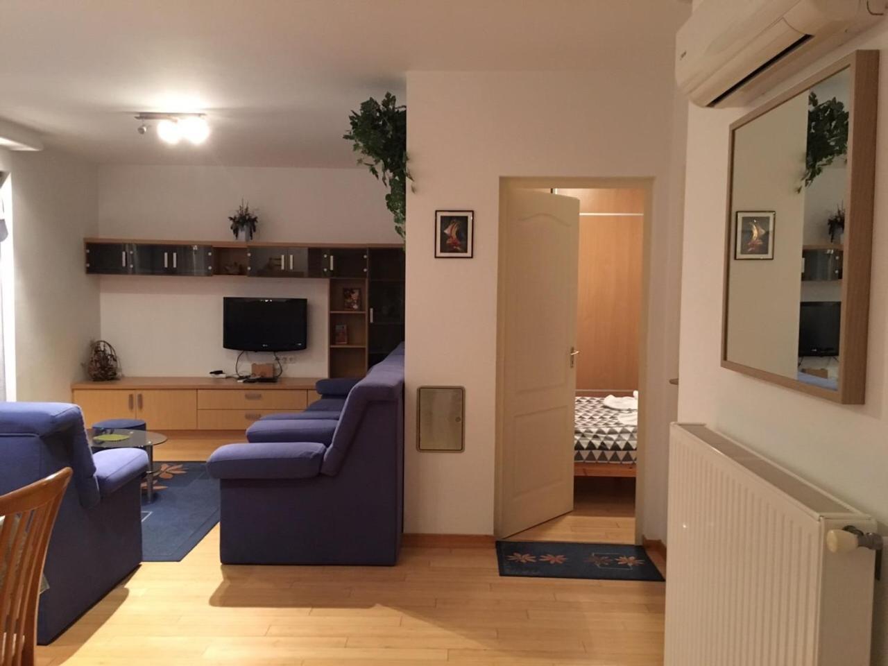 Mary Apartmanhaz Heviz Exterior photo