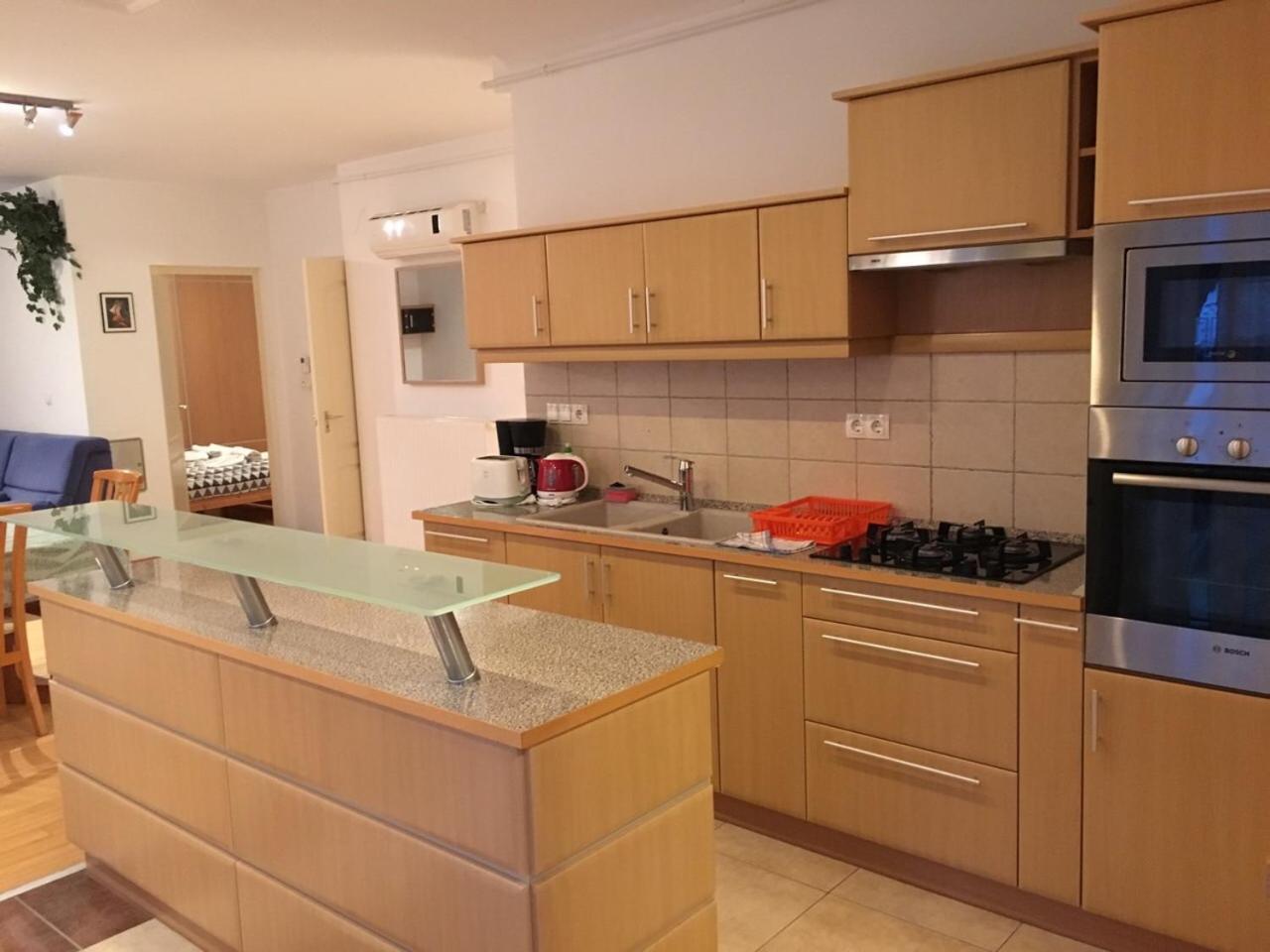 Mary Apartmanhaz Heviz Exterior photo