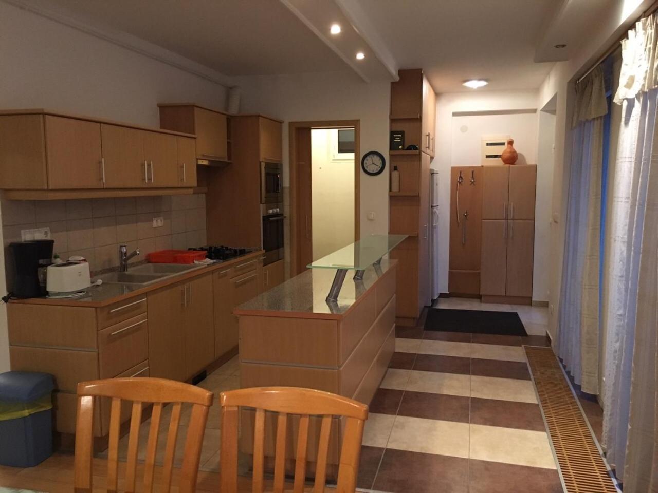 Mary Apartmanhaz Heviz Exterior photo